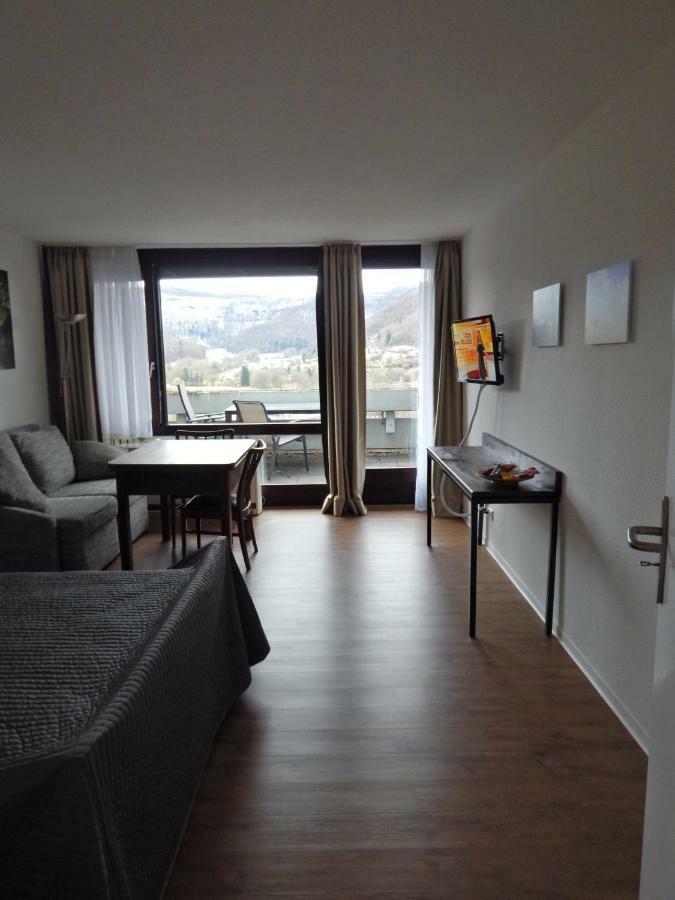 Free Apartment - Schoenblick Bad Urach Kültér fotó